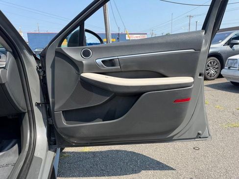 Used 2023 Hyundai Sonata SEL FWD image 12