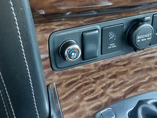 Used 2018 Nissan Armada Platinum w/ Captain Seat Package RWD image 23