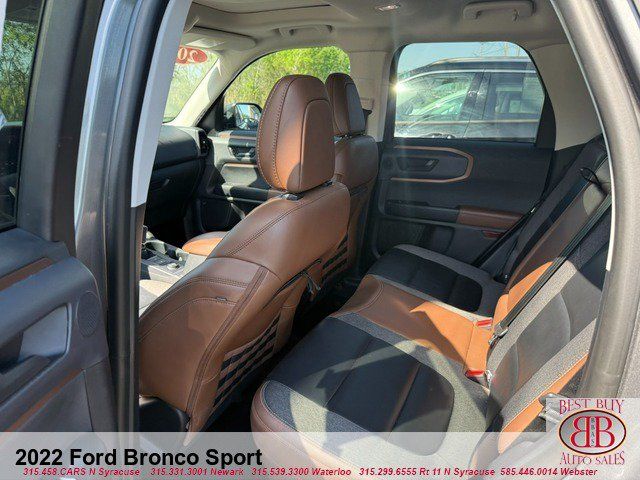 Used 2022 Ford Bronco Sport Outer Banks w/ Tech Package AWD/4WD image 11