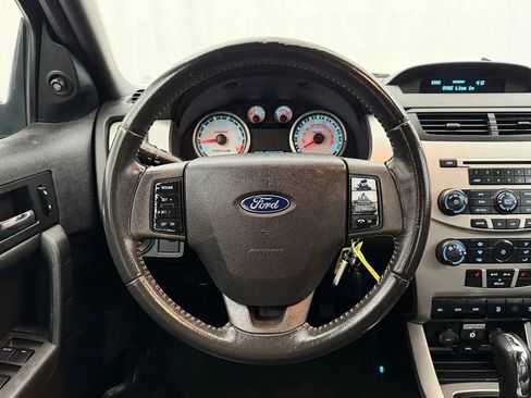 Used 2008 Ford Focus SE FWD image 10