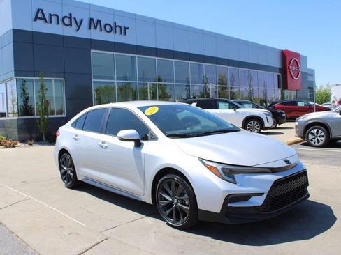 Used 2023 Toyota Corolla SE image 1