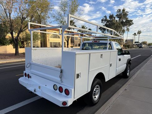 Used 2003 Chevrolet Silverado 2500 W/T image 8