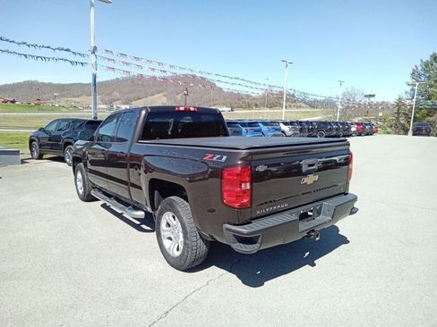 Used 2018 Chevrolet Silverado 1500 LT w/ All Star Edition image 6