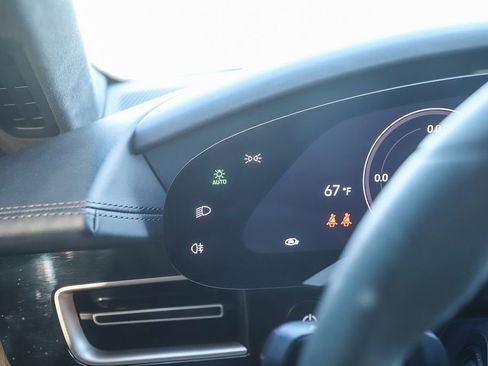 Used 2023 Porsche Taycan GTS AWD/4WD image 33