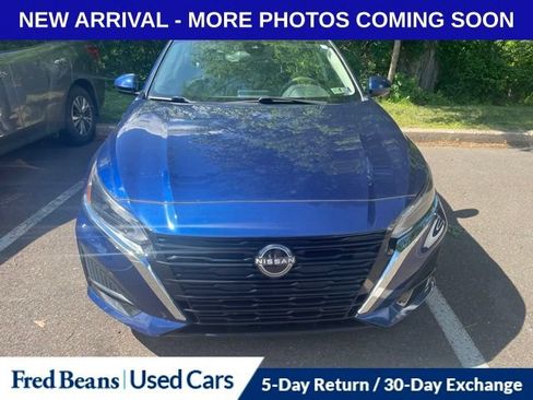 Used 2023 Nissan Altima 2.5 S FWD image 2