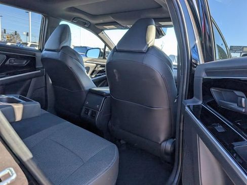 Used 2024 Toyota bZ4X XLE image 25