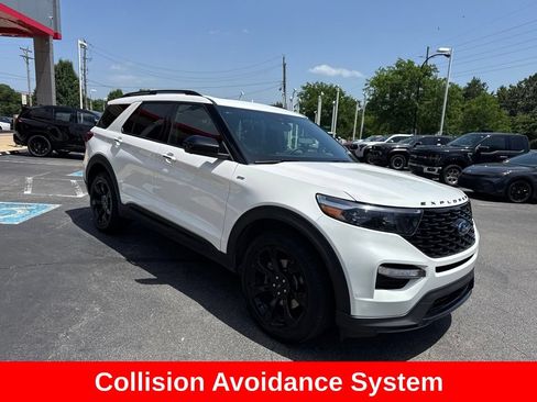 Used 2023 Ford Explorer ST-Line w/ Class IV Trailer Tow Package AWD/4WD image 9