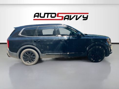 Used 2022 Kia Telluride SX w/ SX Prestige Package image 8