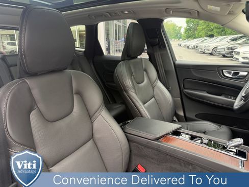 Certified 2023 Volvo XC60 B6 Ultimate w/ Protection Package Premier AWD/4WD image 31