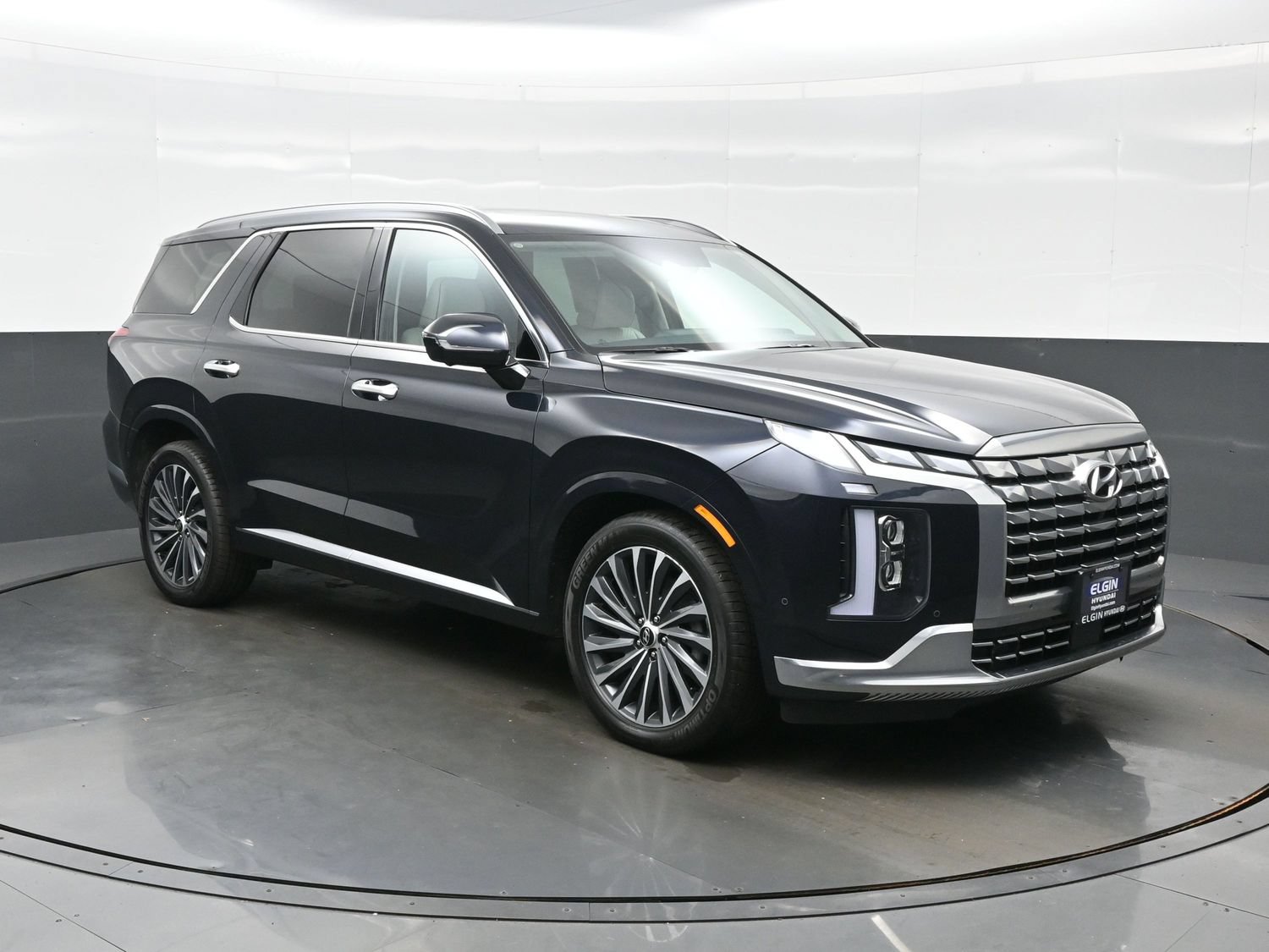 Certified 2024 Hyundai Palisade Calligraphy AWD/4WD image 8