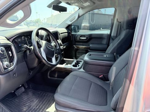 Used 2021 GMC Sierra 1500 Elevation RWD image 3