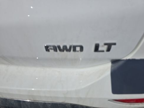 Used 2021 Chevrolet Equinox LT image 6