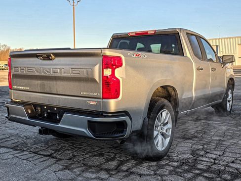 Used 2026 Chevrolet Silverado 1500 Custom image 6