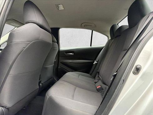 Used 2020 Toyota Corolla LE FWD image 22