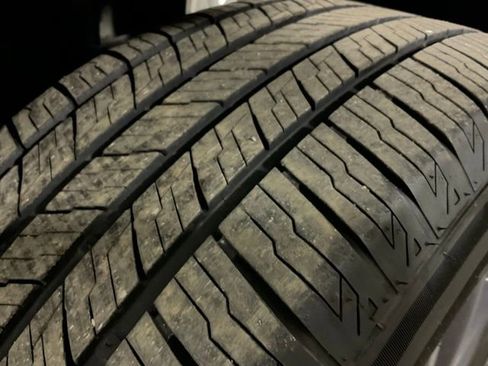 Used 2020 Jeep Grand Cherokee Limited w/ Luxury Group II image 41