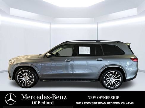 Used 2026 Mercedes-Benz GLS 580 4MATIC image 2