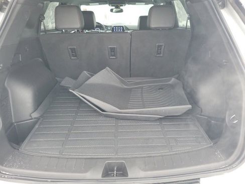 Used 2022 Chevrolet Blazer RS image 33