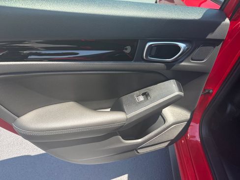 Certified 2024 Honda Civic Sport Touring image 17