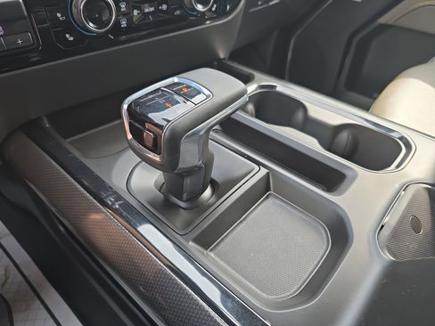 Used 2023 Chevrolet Silverado 1500 ZR2 w/ Technology Package image 28