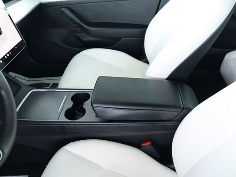 Used 2022 Tesla Model 3 RWD image 17