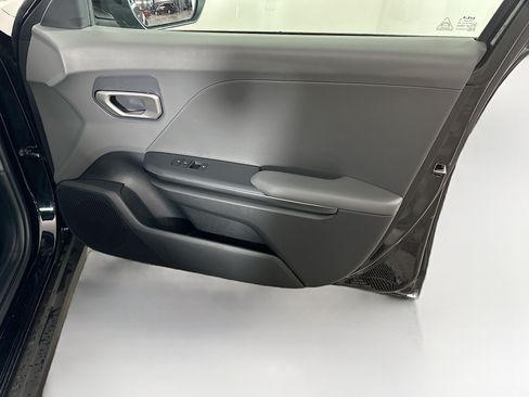 Used 2025 Kia K4 FWD image 31