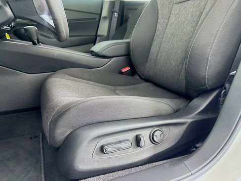 Used 2025 Honda Accord SE image 30