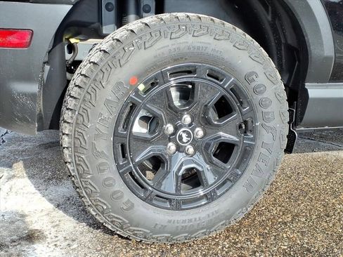 New 2025 Ford Bronco Sport Outer Banks w/ Sasquatch Outer Banks Package image 8