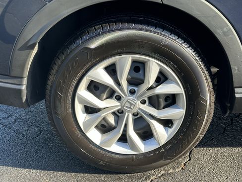 Used 2025 Honda CR-V LX image 13