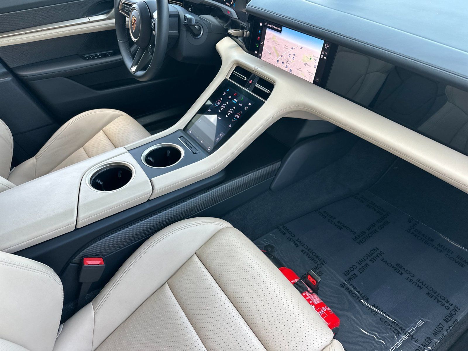 Certified 2023 Porsche Taycan GTS AWD/4WD image 29