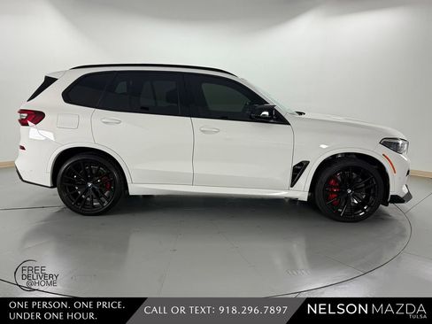 Used 2022 BMW X5 M50i w/ Executive Package image 5