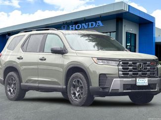 New 2026 Honda Pilot TrailSport video 1