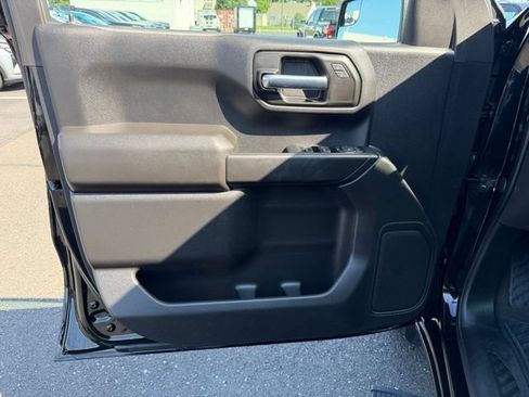 Certified 2022 Chevrolet Silverado 1500 Custom RWD image 16