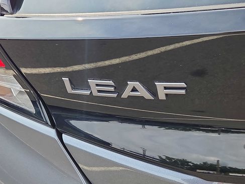Used 2024 Nissan Leaf SV Plus FWD image 29