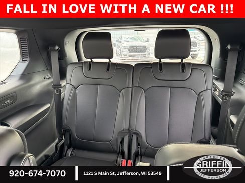 New 2025 Jeep Grand Cherokee L Limited w/ Luxury Tech Group II image 15