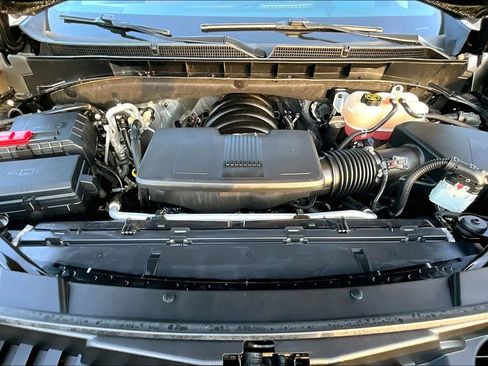 Used 2023 GMC Yukon Denali Ultimate image 10