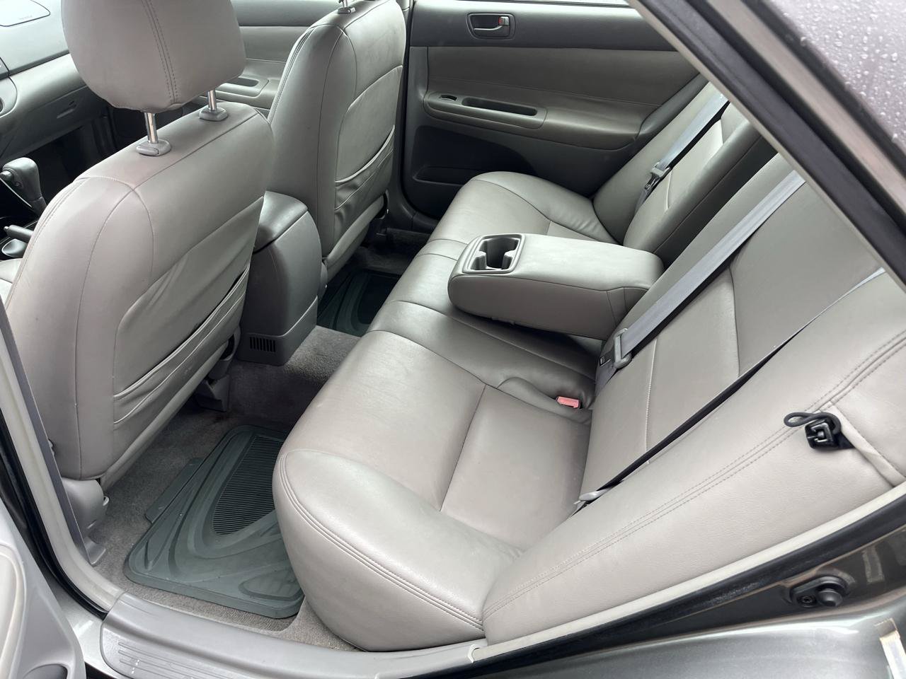 Used 2003 Toyota Camry XLE FWD image 19