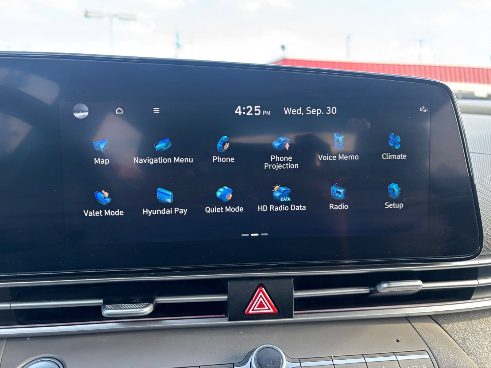 Used 2025 Hyundai Elantra SEL FWD image 20