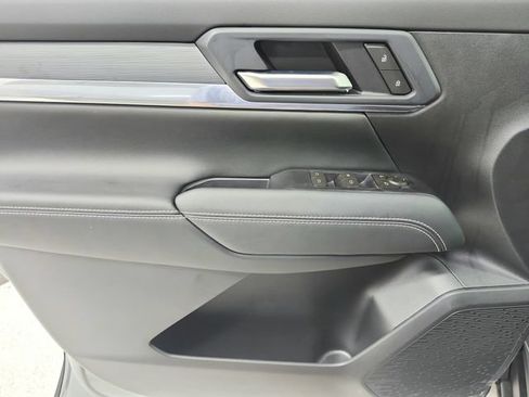 New 2026 GMC Terrain Elevation FWD image 36