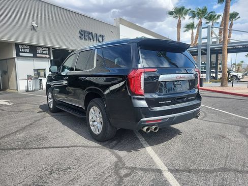 Used 2023 GMC Yukon Denali AWD/4WD image 4
