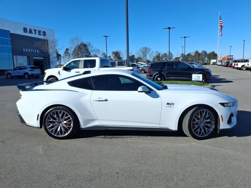 Certified 2024 Ford Mustang GT Premium image 2