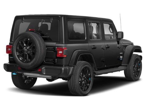 Used 2023 Jeep Wrangler Unlimited Sahara w/ Cold Weather Group AWD/4WD image 2