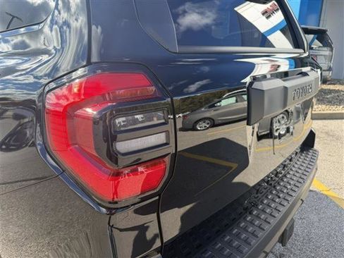 Used 2025 Toyota 4Runner TRD Off-Road Premium image 30
