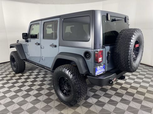 Used 2015 Jeep Wrangler Unlimited Sport image 5