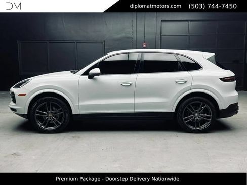 Used 2020 Porsche Cayenne AWD/4WD image 4