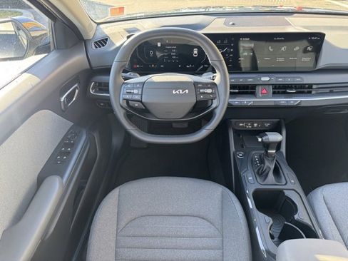 Certified 2025 Kia K4 EX image 15