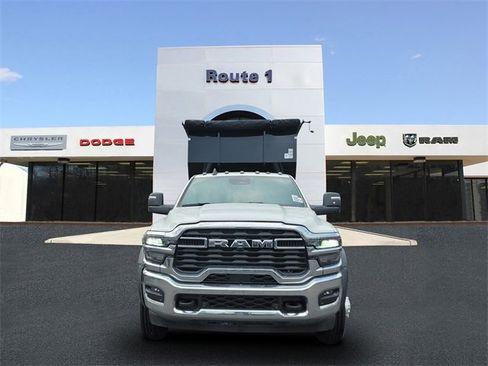 New 2026 RAM 5500 Tradesman w/ Chrome Appearance Group image 2