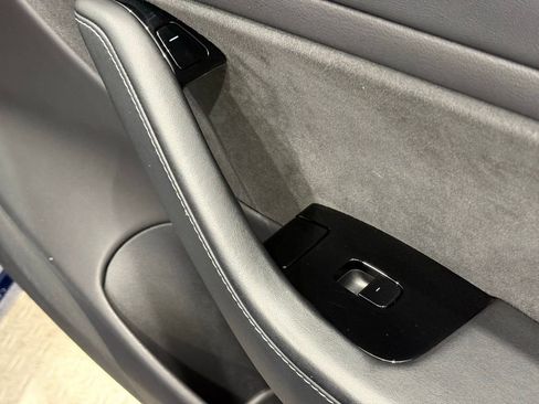 Used 2019 Tesla Model 3 Standard Range image 22