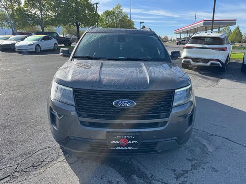 Used 2018 Ford Explorer Sport w/ Equipment Group 401A image 8