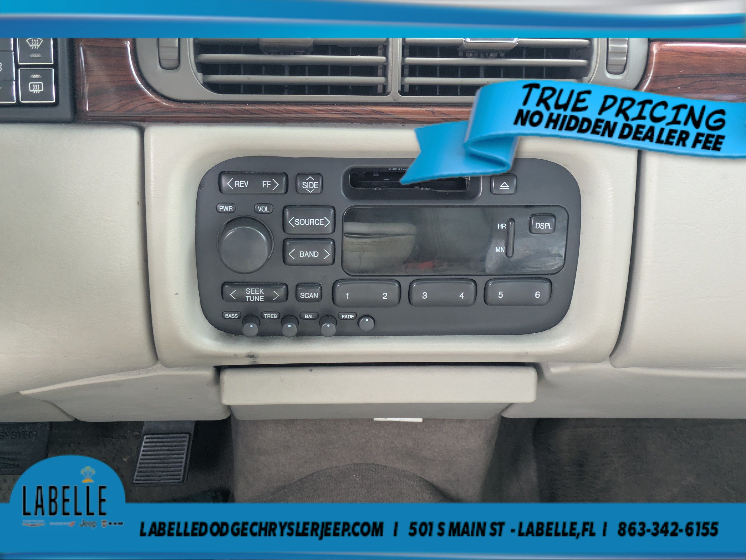 Used 1997 Cadillac De Ville Sedan FWD image 15