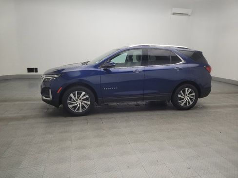 Used 2022 Chevrolet Equinox Premier AWD/4WD image 2